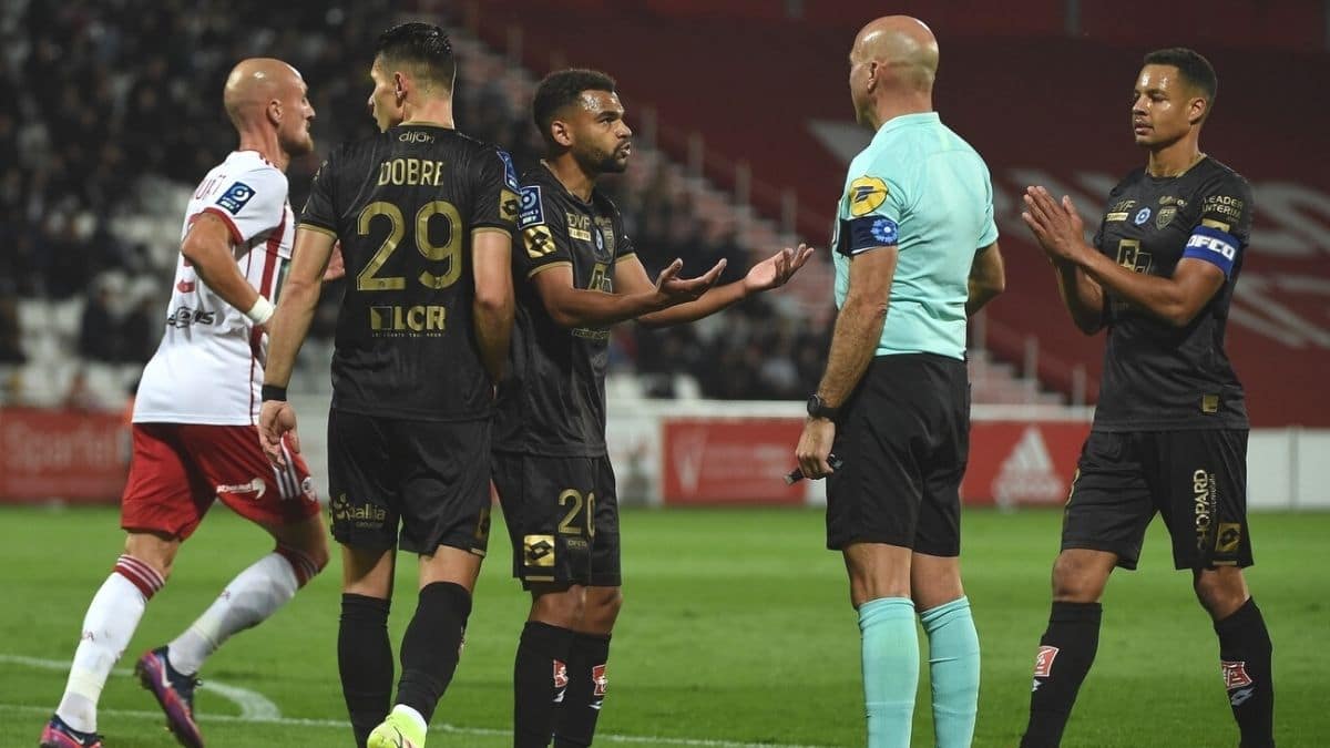 Ligue 2 J15 : Ajaccio-DFCO : défaite de Dijon (1-0)
