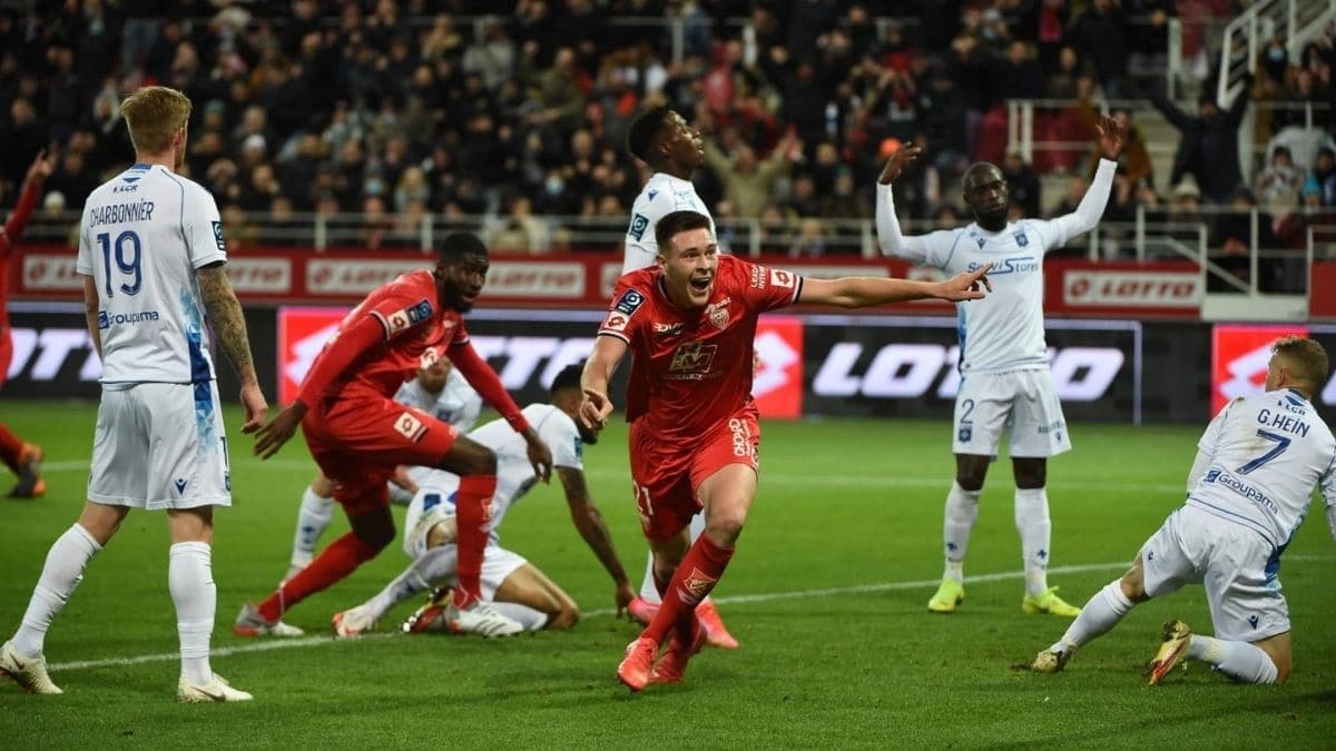 Ligue 2 J16 : DFCO-Auxerre : victoire de Dijon (3-1)