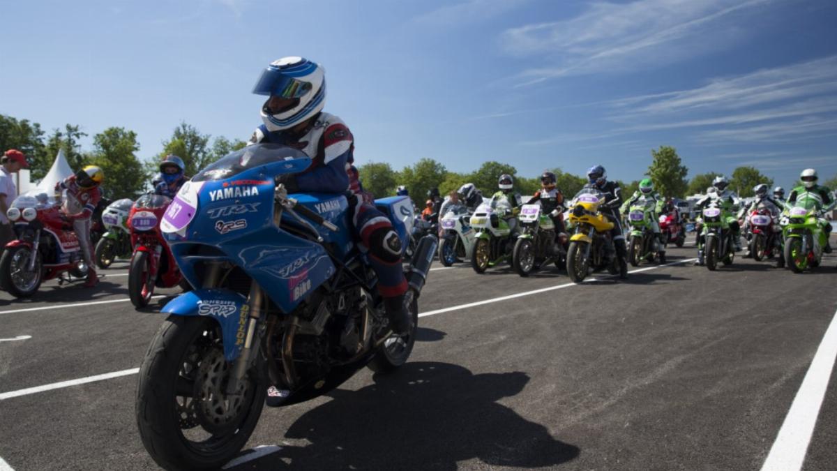 1300 motards au Circuit de Dijon-Prenois ce week-end