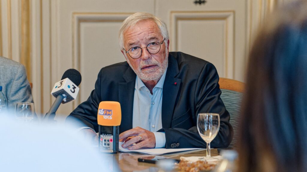 Échangez avec le maire de Dijon sur l'écologie demain.