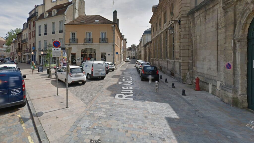 La rue Crébillon fermée à la circulation jusqu'à avril.