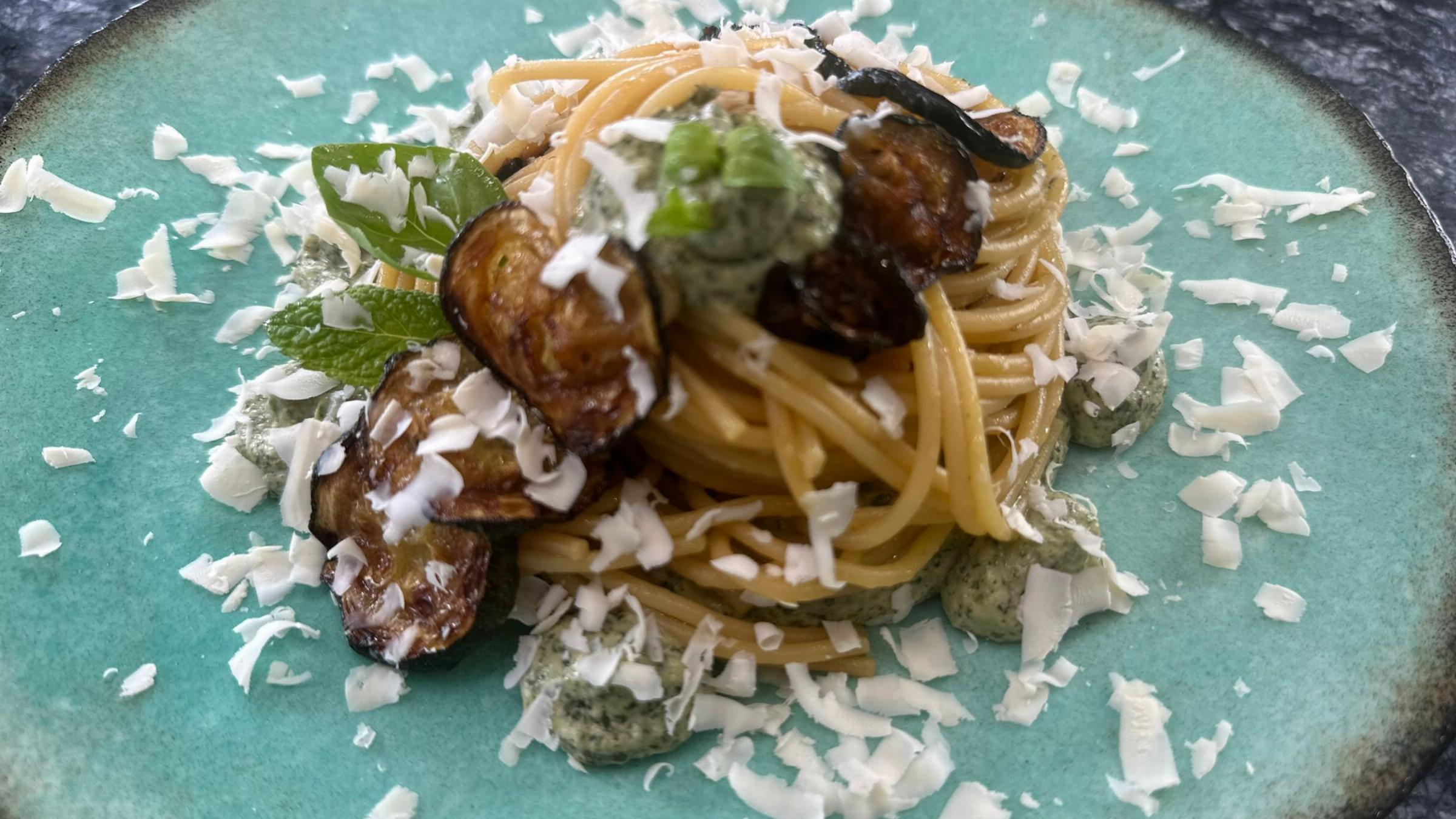 La recette du week-end : Spaghetti de courgettes crème, basilic et menthe