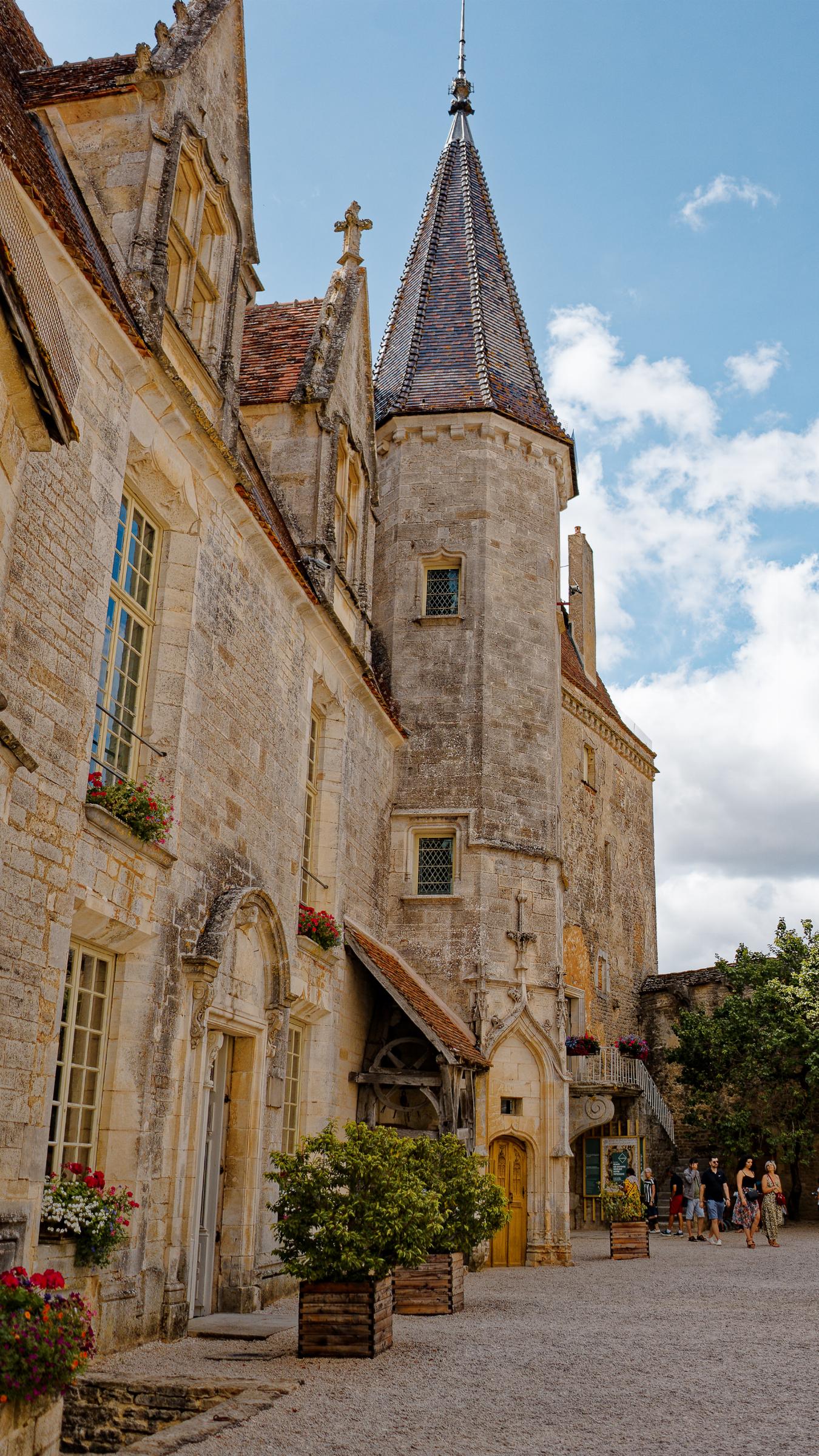 Château de Châteauneuf : la renaissance après deux ans de travaux