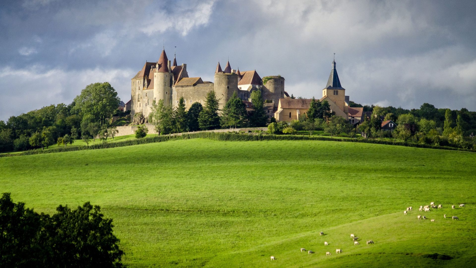 Château de Châteauneuf : la renaissance après deux ans de travaux