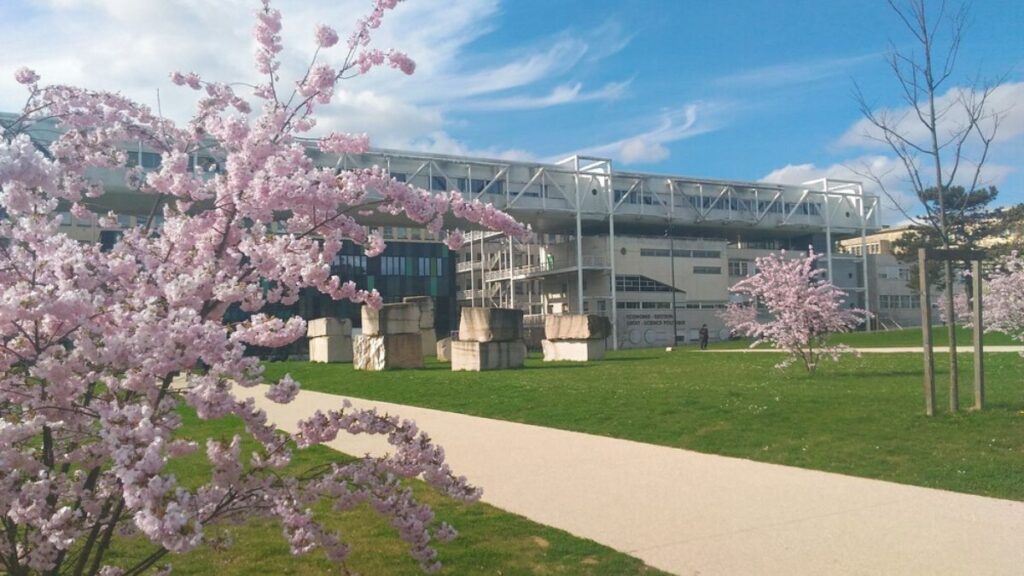 Université de Bourgogne : formation et recherche à la pointe