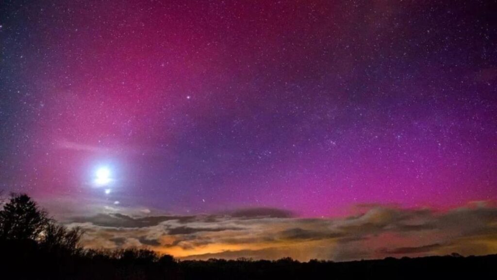 Une nuit haute en couleur : des aurores boréales en Côte-d'Or