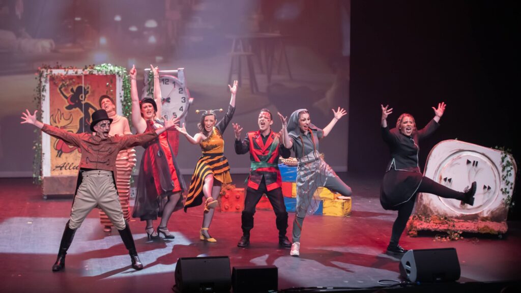 La comédie musicale "Pas si Bêtes" est au Théâtre des Feuillants