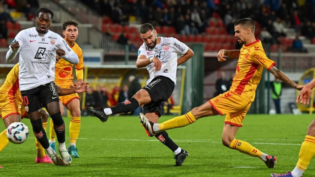 Orléans-DFCO (1-1) : Dijon poursuit sa série d'invincibilité