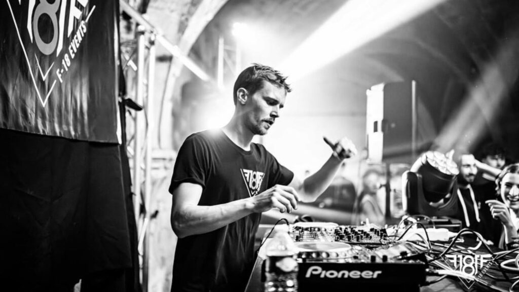 Cervoiserie Night Party : Fêtez la fin de semaine en musique !