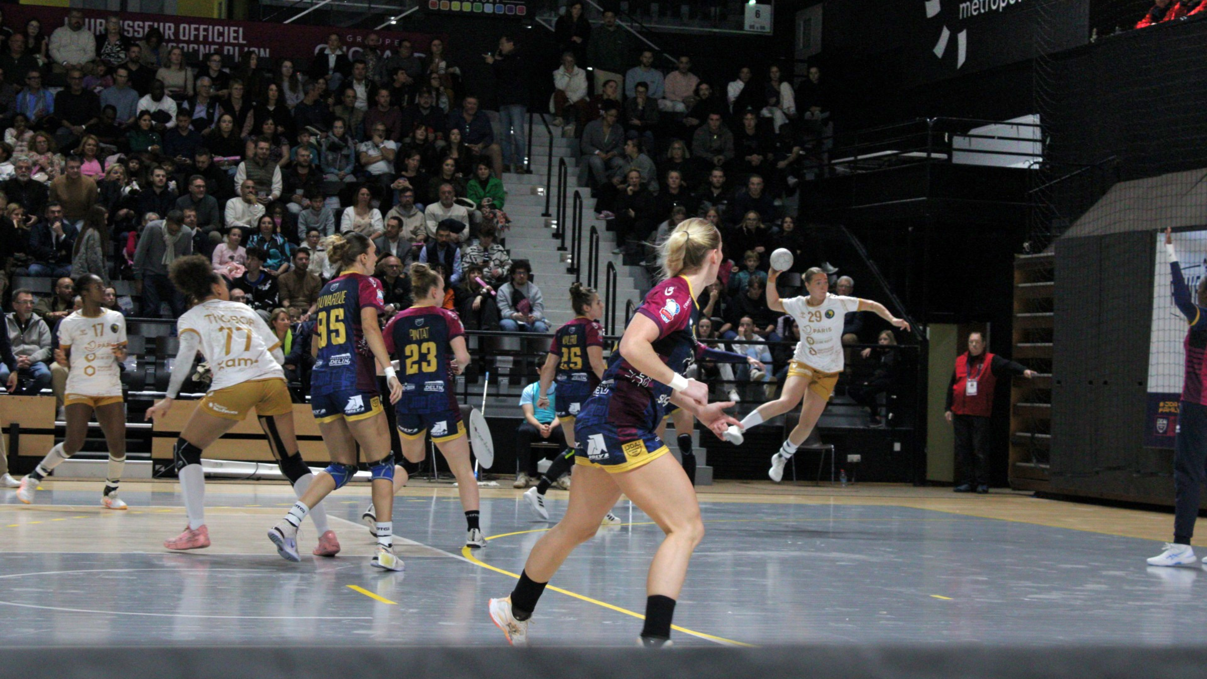 JDA-Paris 92 (29-23) : un succès précieux