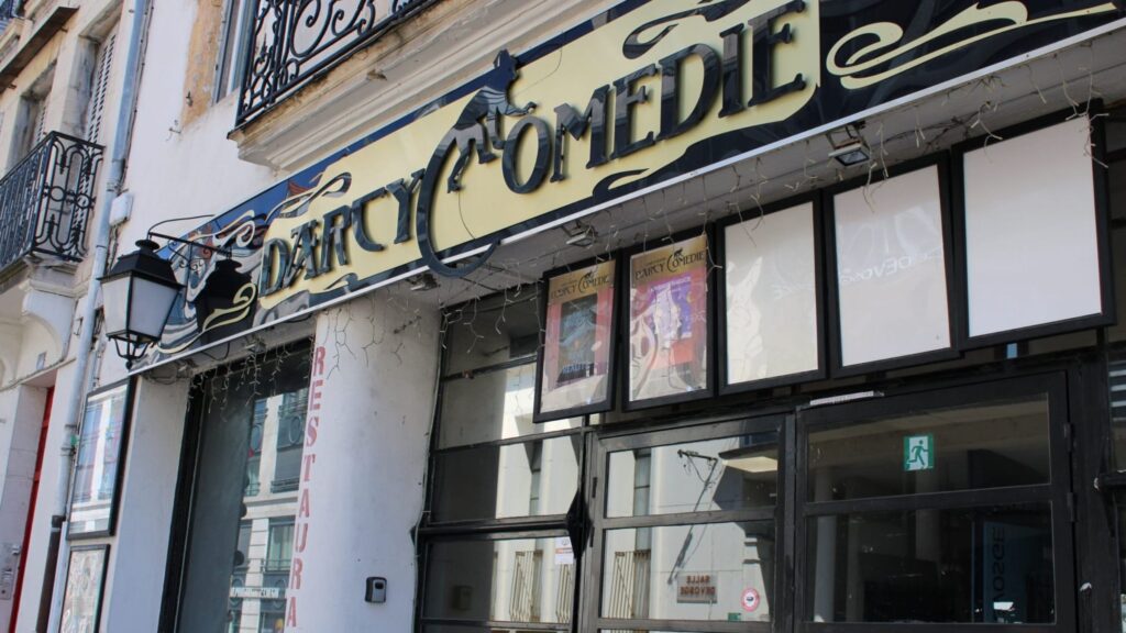 Préparez-vous pour une nuit électrique au Darcy Comédie !