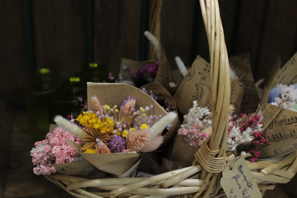 Créez un bouquet unique chez « La Passeuse de Rêves »
